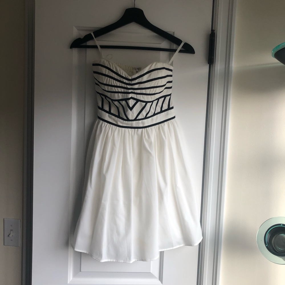 ModCloth white and black strapless dress